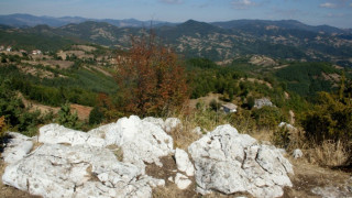 Скалните храмове край Златоград