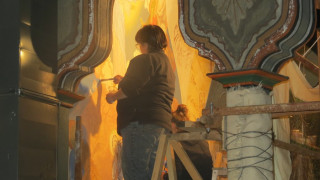 Изографисват катедралния храм на Банско