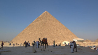 Откриха термични аномалии в Хеопсовата пирамида