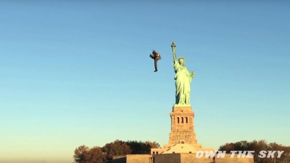 Човек полетя над Ню Йорк (ВИДЕО) | StandartNews.com