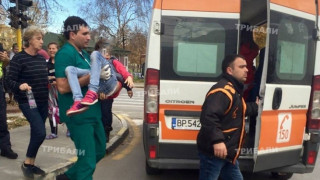 Линейки, пожарни и ранени във Враца (СНИМКИ)