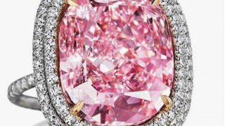 $28,5 млн. за пръстен с розов диамант