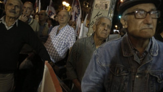 Национална стачка блокира цяла Гърция
