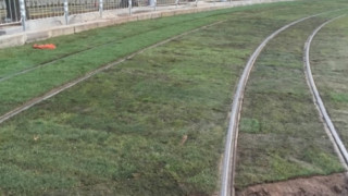 Софиянци газят единствените зелени почви в града (ВИДЕО)
