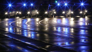 Подпалиха бежански лагер в Германия