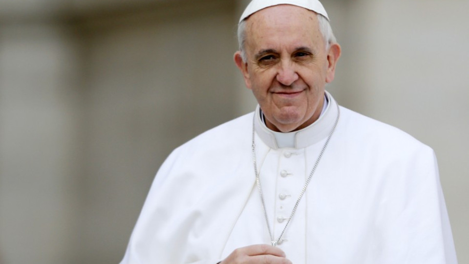 Париж: Подготвят атентат срещу папата | StandartNews.com