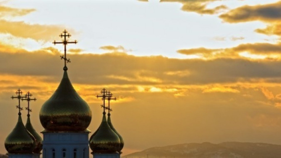 10 знаменитости, изповядващи православието | StandartNews.com