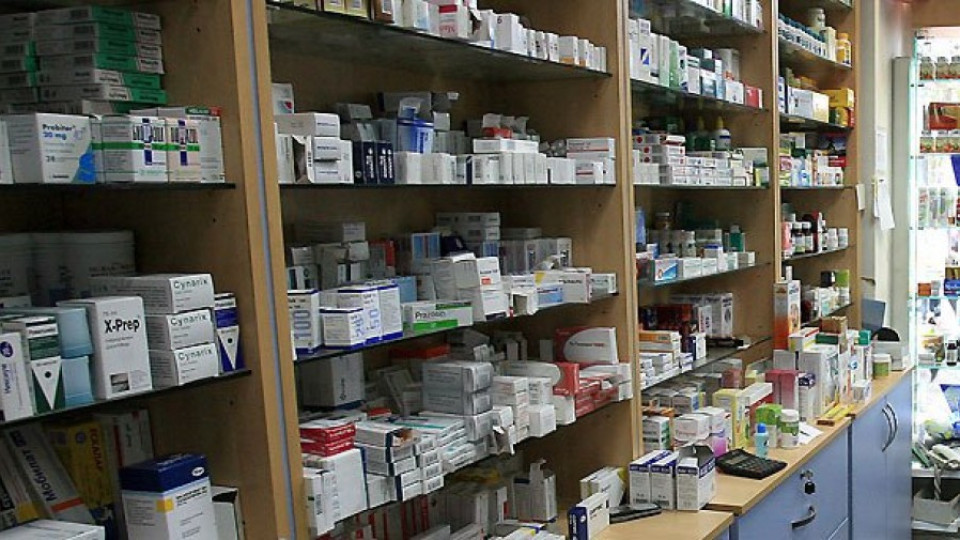 Задължават аптеки да работят денонощно | StandartNews.com
