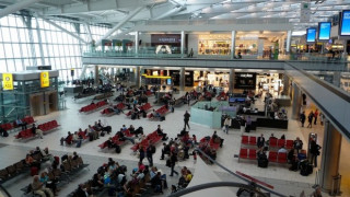 Нова паника в Лондон, евакуират летище "Гетуик"