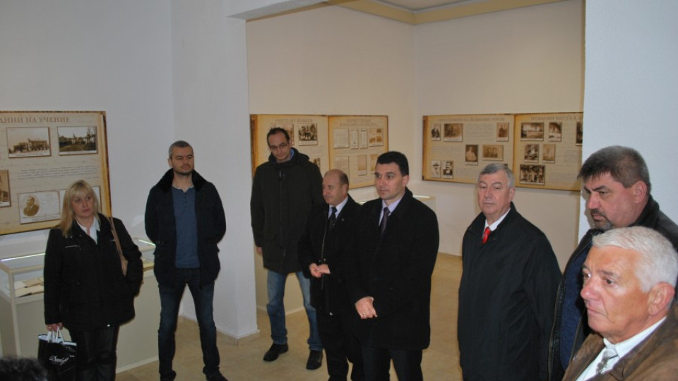 Музеят на Йовков в Красен с факсимиле от кръщелното му | StandartNews.com