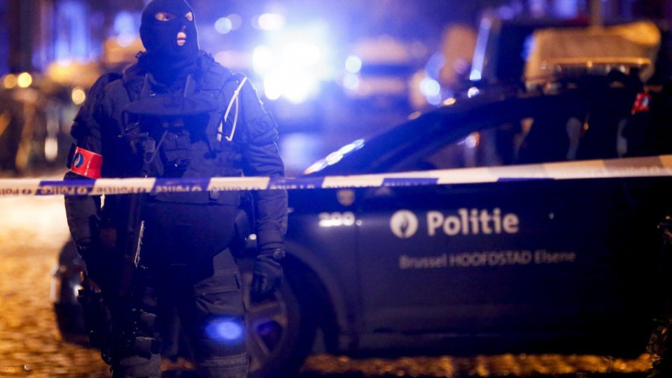 Откриха колан за взривяване в Париж | StandartNews.com
