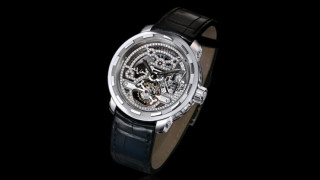 $195 800 за новия часовник на DeWitt