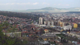 Перник на опашката по саниране на панелки