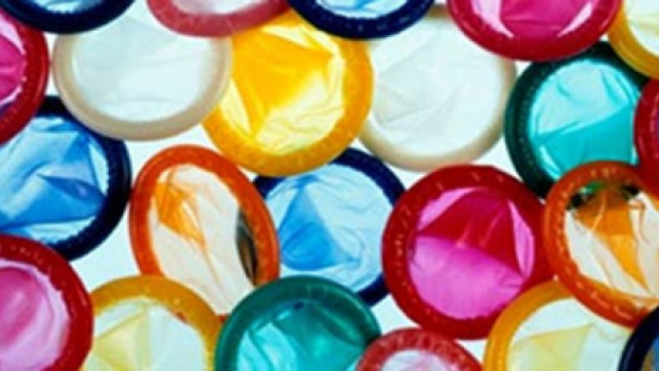 Спряха от продажба презервативи, „гарантиращи 21 оргазма” | StandartNews.com