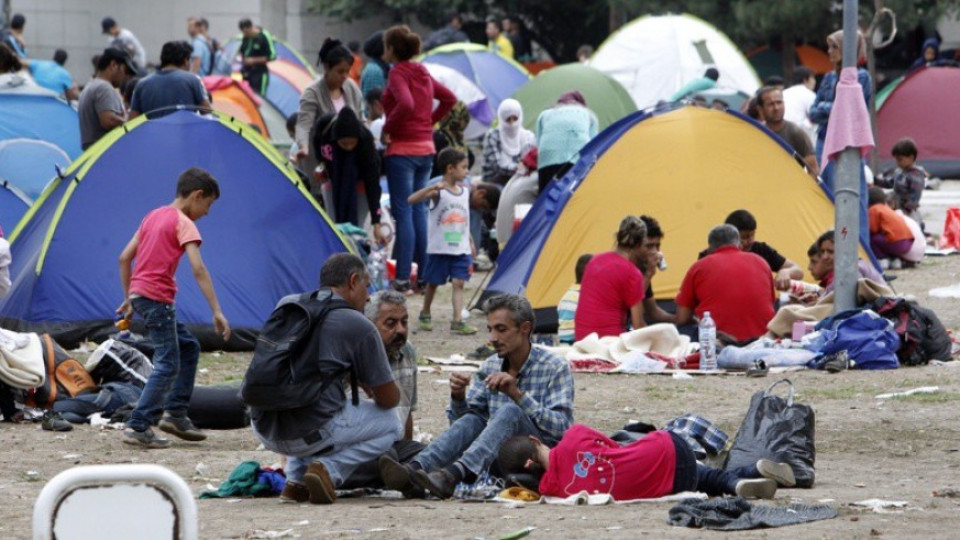 ЕС ще даде на Турция 3 млрд. евро за настаняване на мигранти | StandartNews.com
