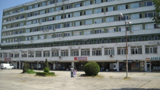 Самотна старица живее три месеца в болница