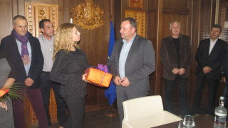 Кметът на Банско почерпи за рождения си ден