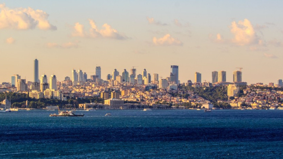 40 мола вдигат в Истанбул за година | StandartNews.com