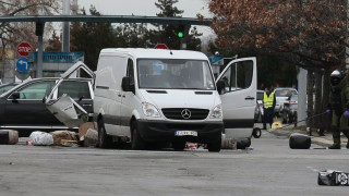 Плащат на арменците за взривения бус