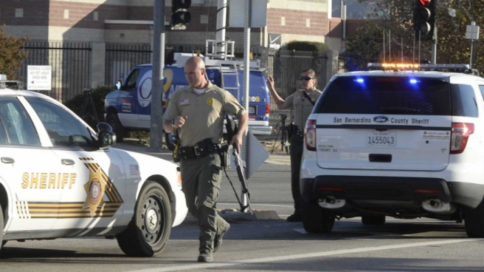 Стрелецът от Калифорния бил във връзка с екстремисти | StandartNews.com