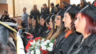 170 абсолвенти получиха своите дипломи в Кърджали 