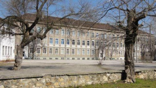 Не откриха бомба в училището в Димитровград