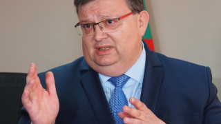 Цацаров: Христо Иванов надценява ролята ми и тази на прокуратурата 