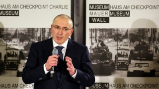Обвиниха Ходорковски в 2 убийства и 4 отвличания