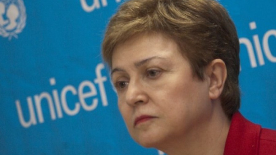 Кристалина Георгиева подписа помощ за 20 хил. бежанци | StandartNews.com