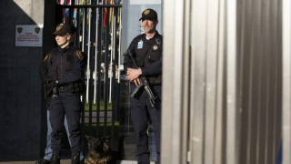 Арест за трима, свързани с атаките в Париж