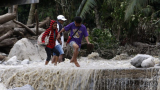 35 жертви от наводненията на Филипините до момента
