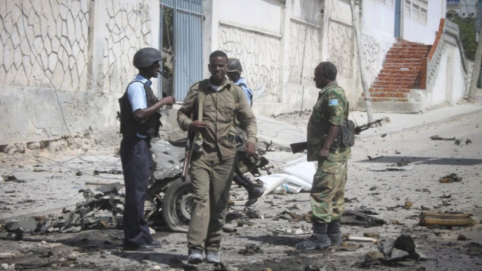 Най-малко трима загинали при атентат в Могадишу | StandartNews.com