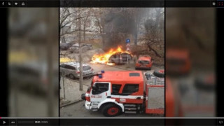 Два автомобила горяха в столицата (ВИДЕО)