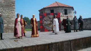 Севт III идва за финала на Чудесата