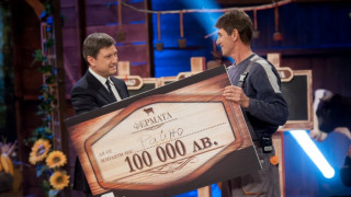 Победителят от "Фермата" коледува с гайда