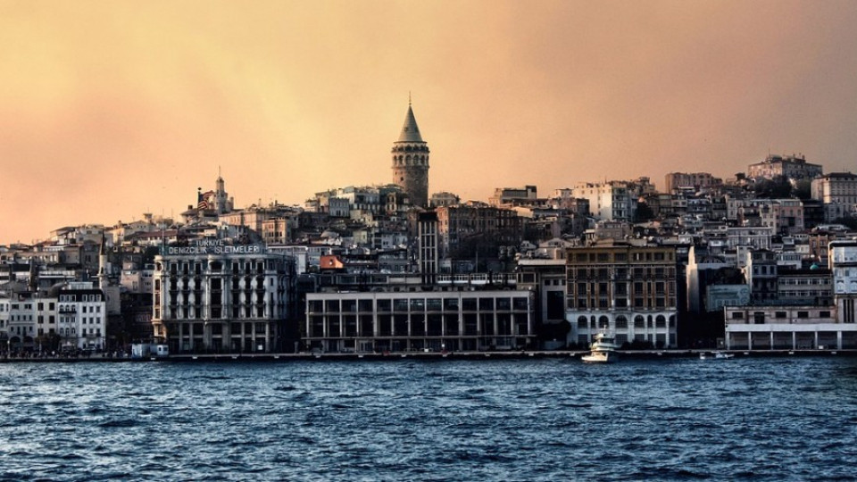Истерия в Истанбул за E17 млн. джакпот | StandartNews.com