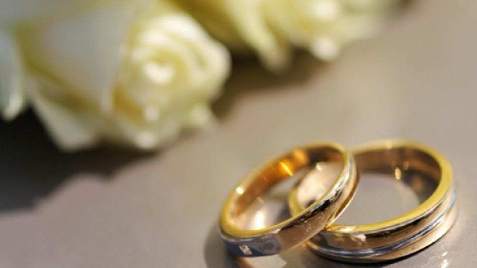 Женим се все по-рядко и на Христова възраст | StandartNews.com