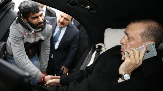 ВИДЕО: Ердоган спря самоубийство 