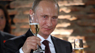 Путин посреща 2016 г. с близките