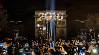 Европа посрещна новата година при засилени мерки за сигурност