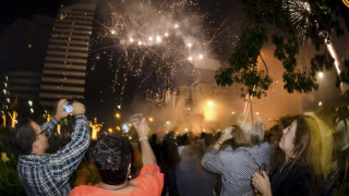 800 коли горяха във Франция на Нова година 