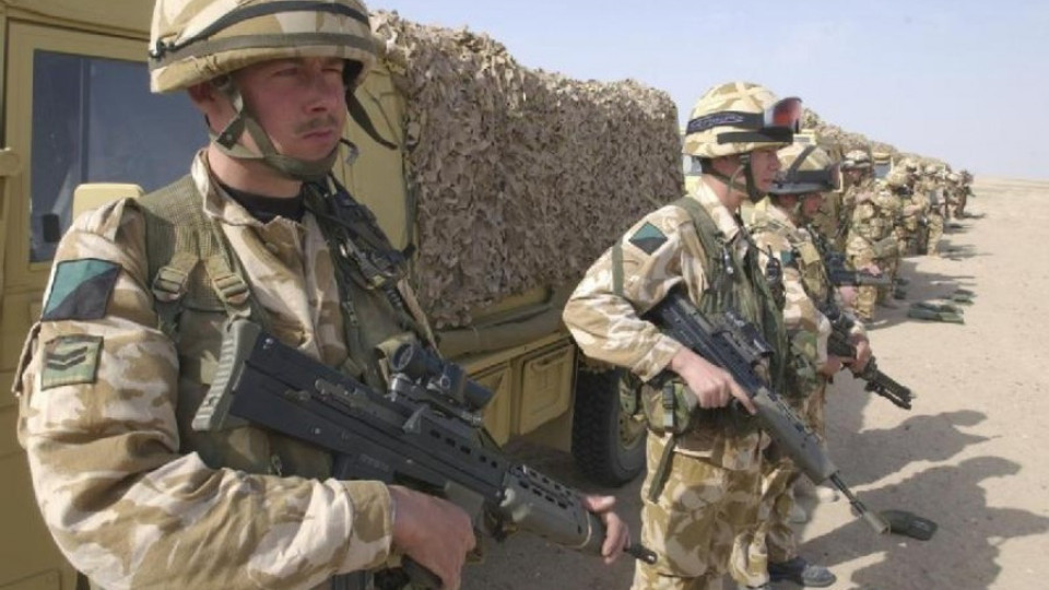 Изправят на съд британски войници за убийства и изтезания в Ирак | StandartNews.com