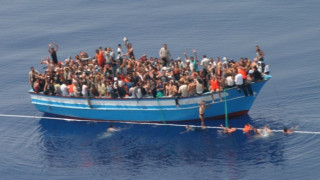 Откриха телата на 21 бежанци край бреговете на Егейско море