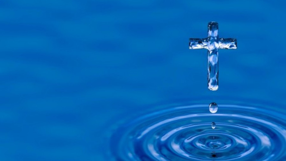 Светена вода за миряни на Богоявление в Сандански | StandartNews.com