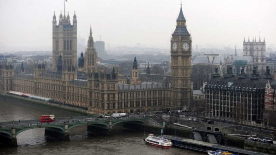 Лондон спира помощи за децата на пришълци | StandartNews.com
