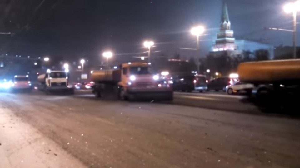 Как чистят улиците в Москва от снега (ВИДЕО) | StandartNews.com
