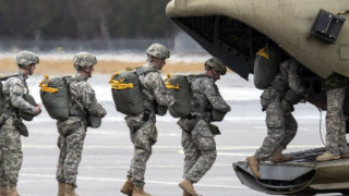 Въоръжените сили на САЩ и Южна Корея са поставени в повишена готовност