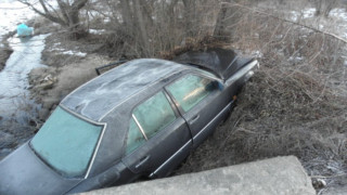 Пиян шофьор причини катастрофа и падна в река