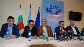 Рушен Риза: Доган е лидерът, няма разцепление
