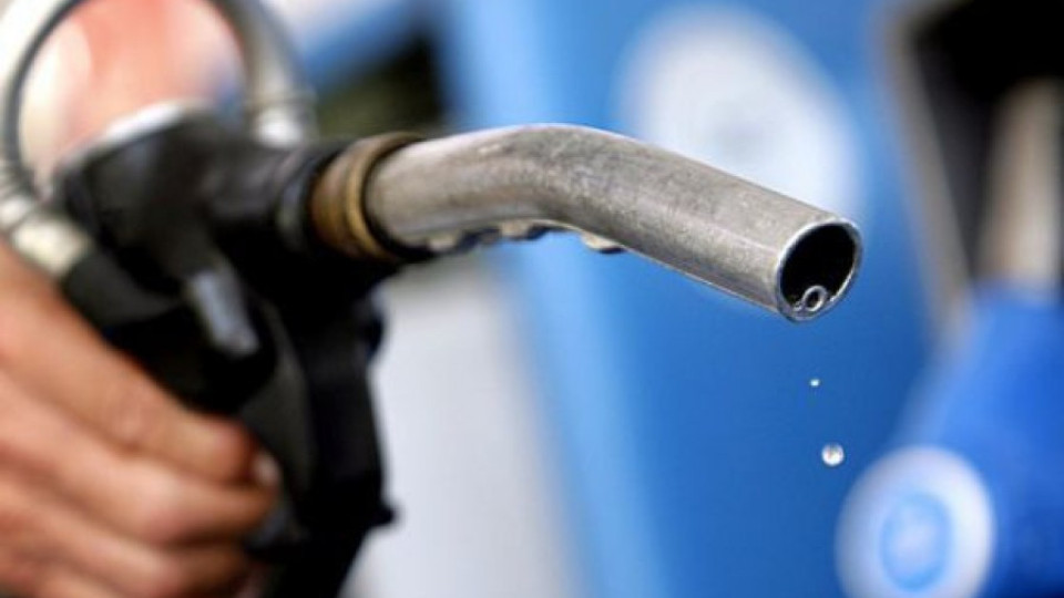 Цената на петрола се срива  | StandartNews.com